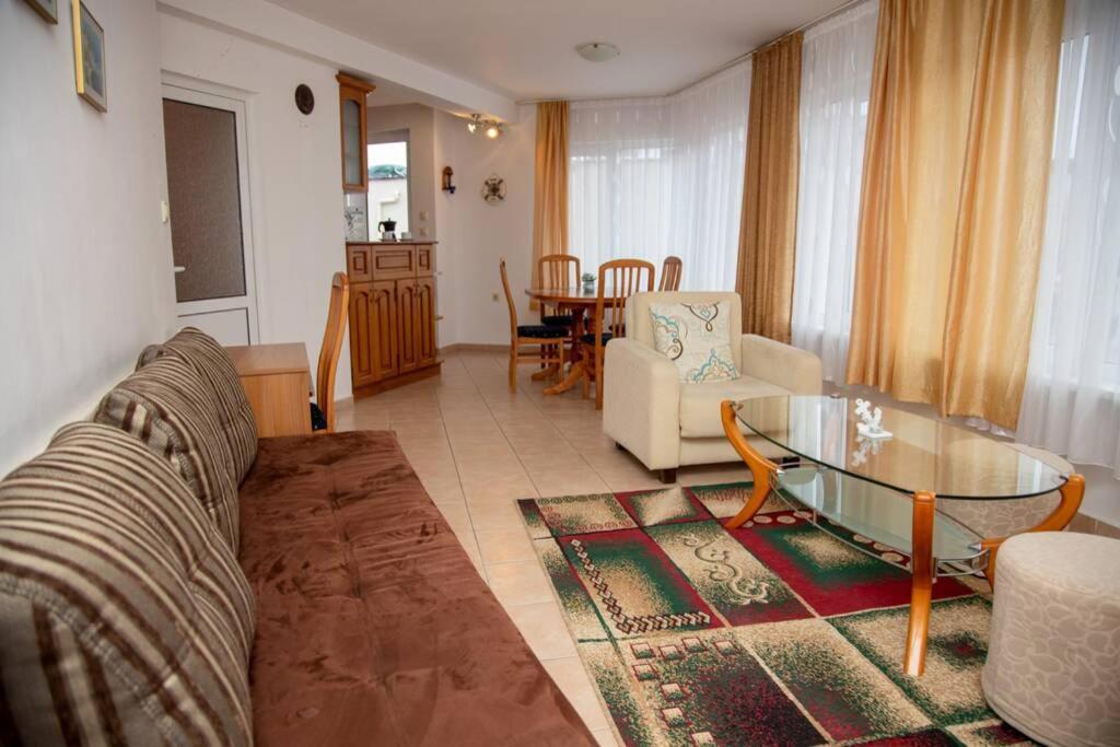 Convenient 1-Bedroom Flat Next To Harmanite Beach 索佐波尔 外观 照片