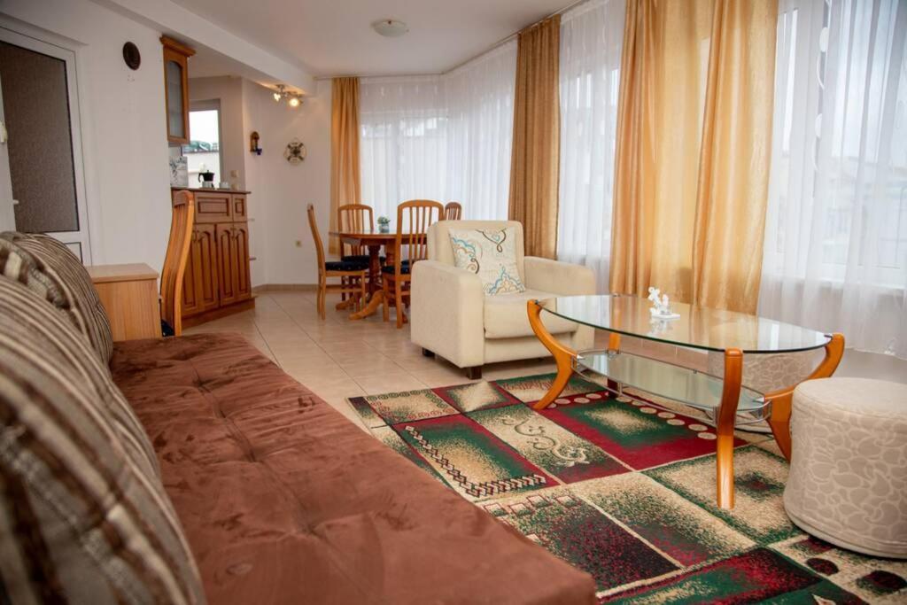 Convenient 1-Bedroom Flat Next To Harmanite Beach 索佐波尔 外观 照片
