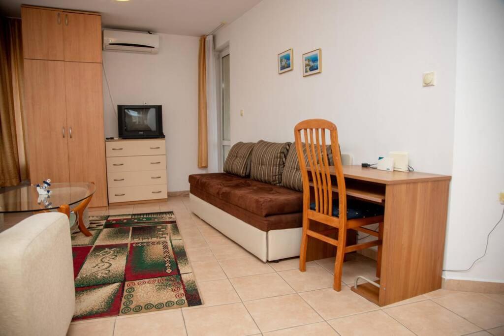 Convenient 1-Bedroom Flat Next To Harmanite Beach 索佐波尔 外观 照片